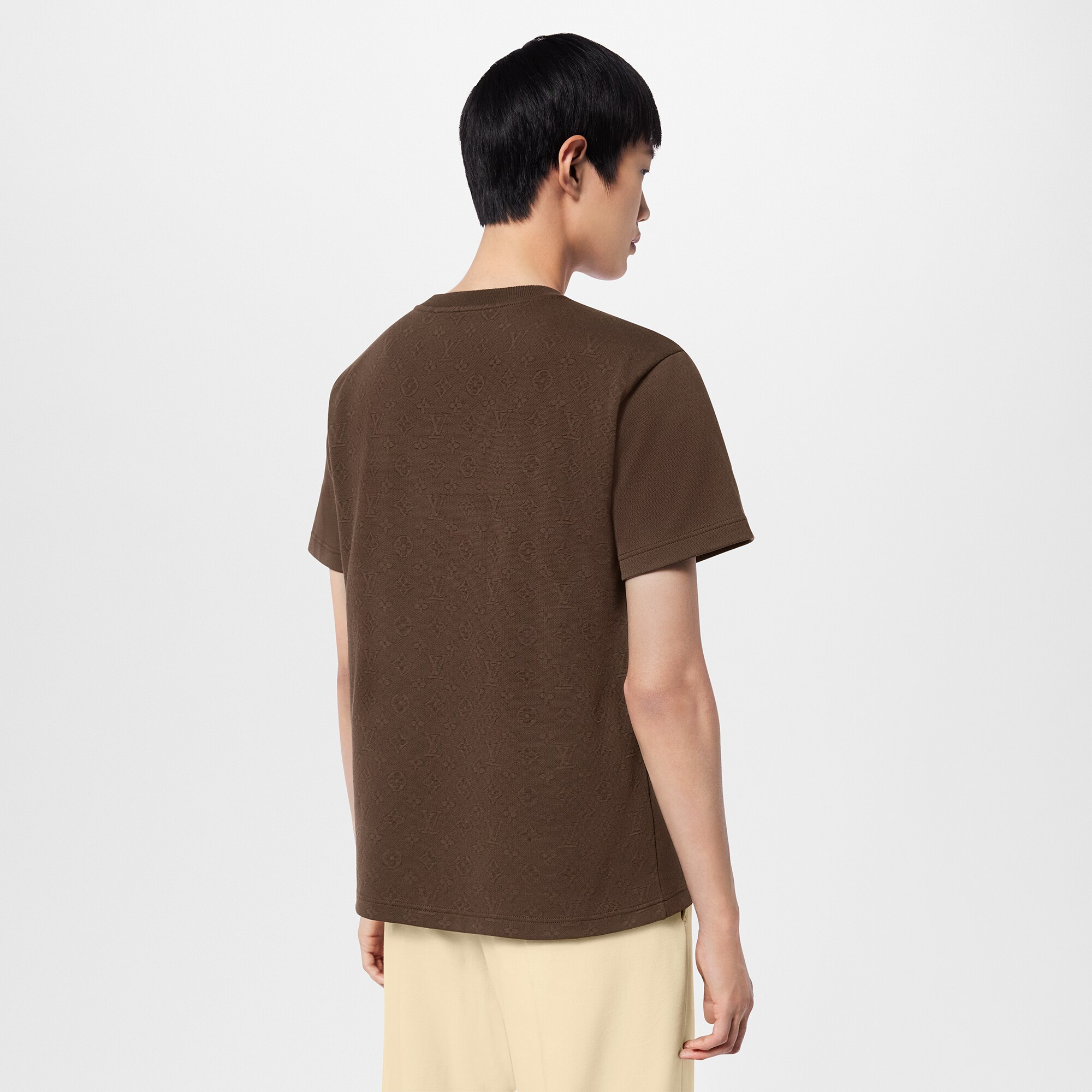 Camiseta com Assinatura no Bolso - Ready-to-Wear | LOUIS VUITTON ®